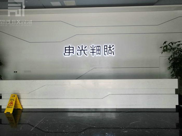 扬州商业展厅橱窗设计的功能是什么？